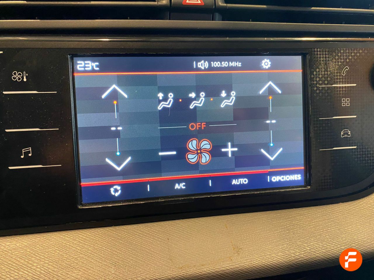 Foto Citroën C4 Picasso 23