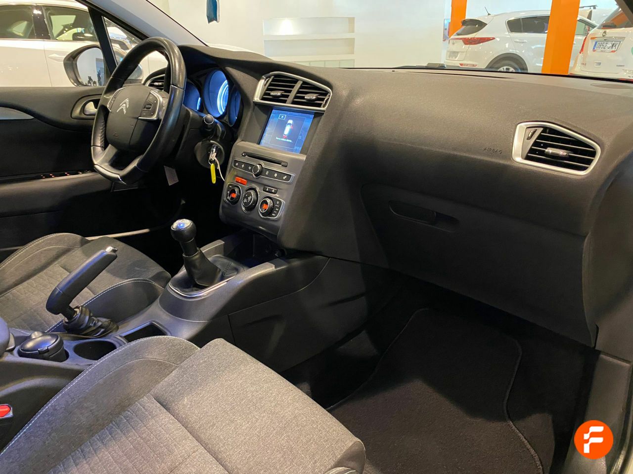 Foto Citroën C4 28
