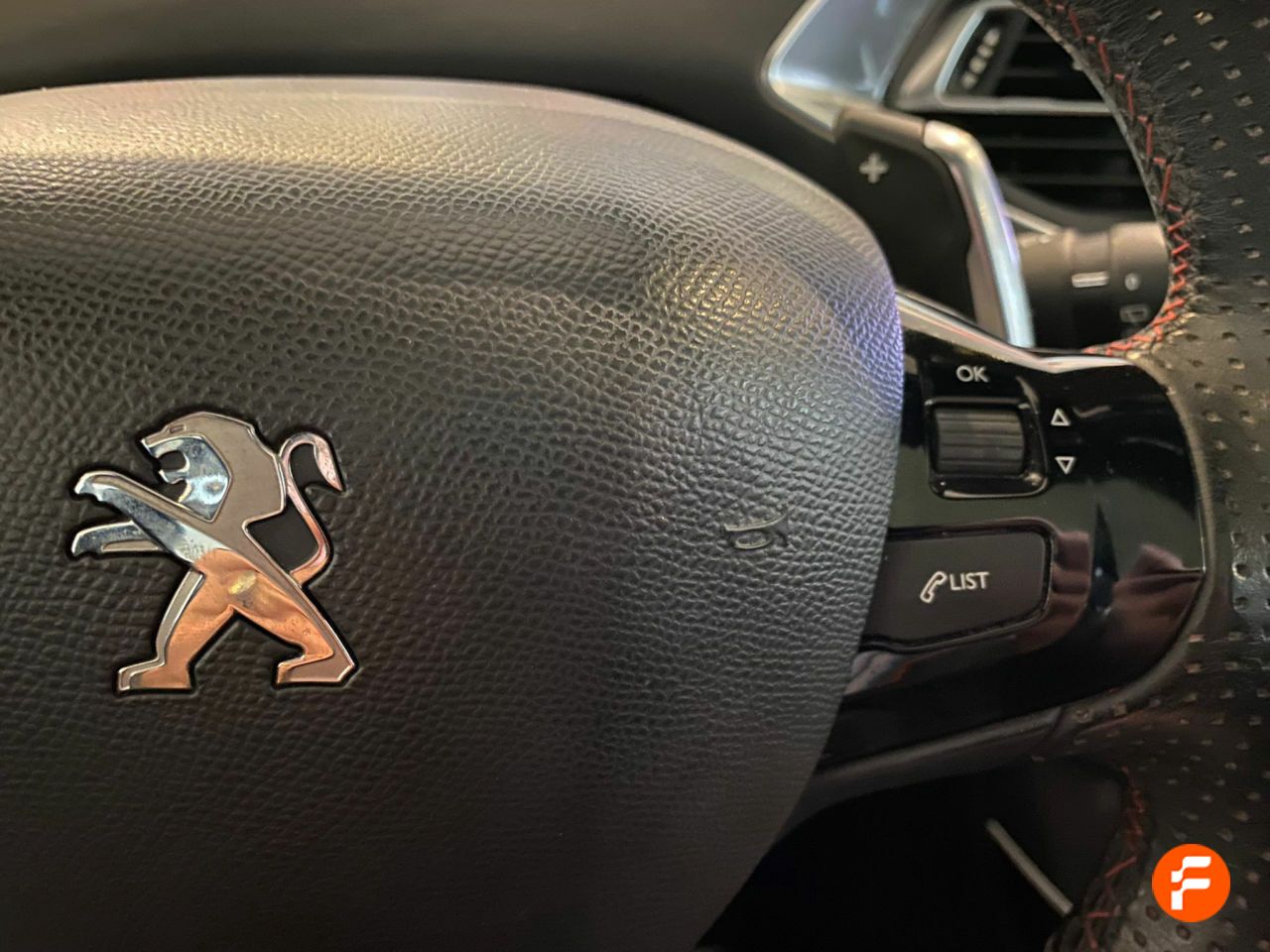 Foto Peugeot 308 16