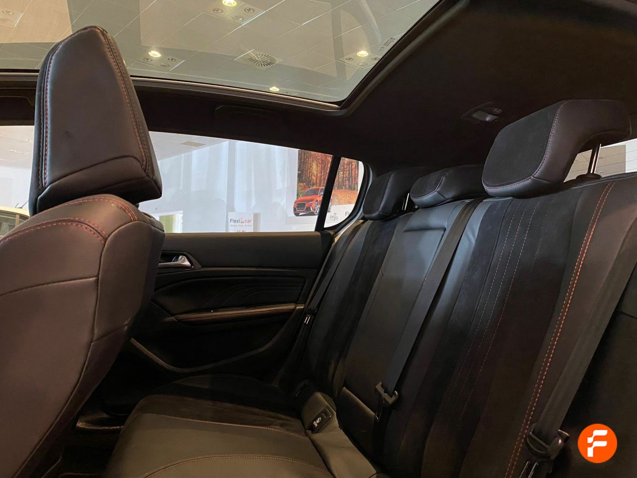 Foto Peugeot 308 35