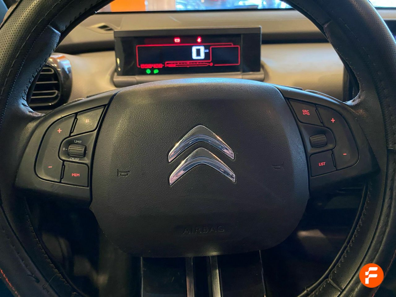 Foto Citroën C4 Cactus 13