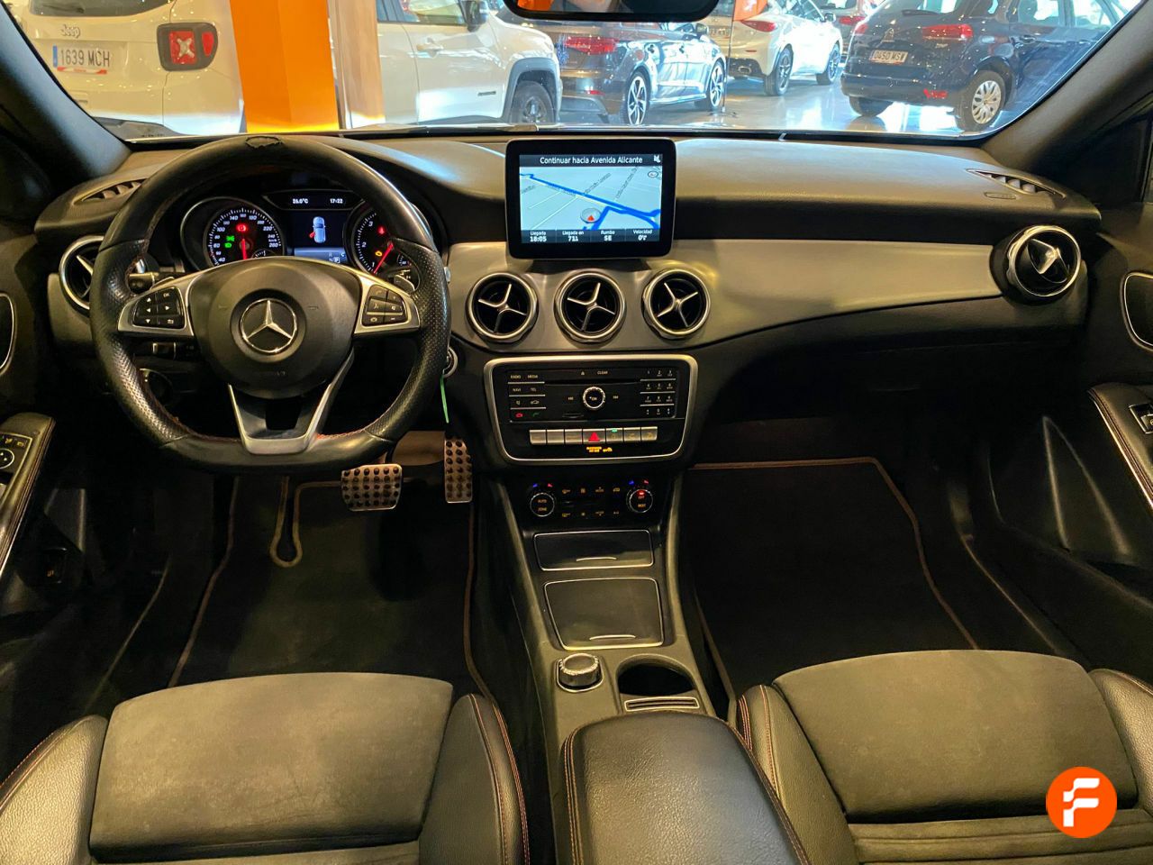 Foto Mercedes-Benz Clase GLA 16
