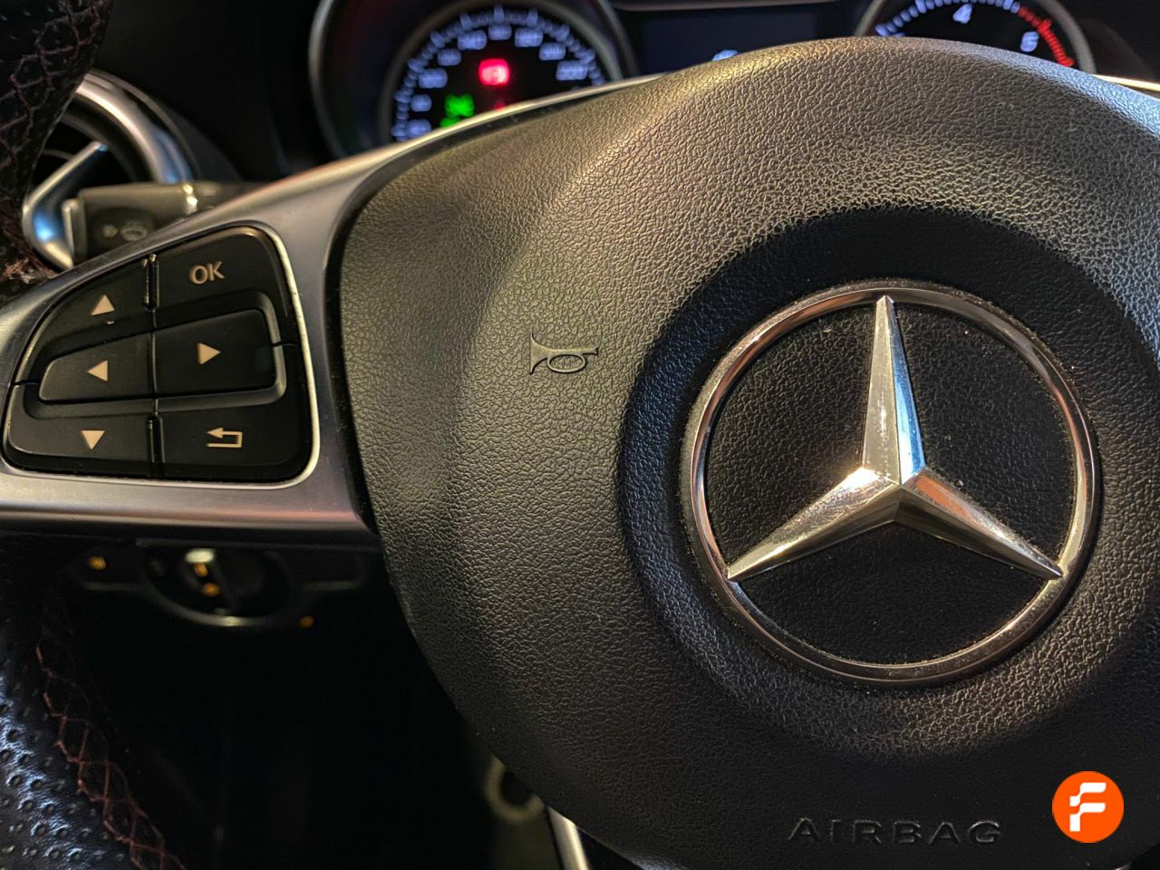 Foto Mercedes-Benz Clase GLA 19