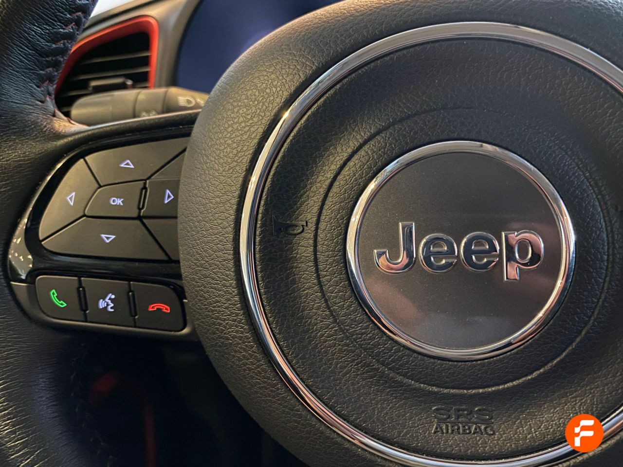 Foto Jeep Renegade 12