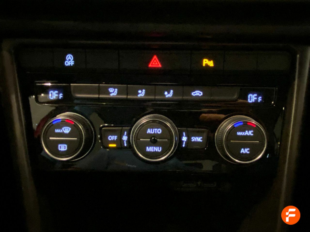 Foto Volkswagen T-Roc 20