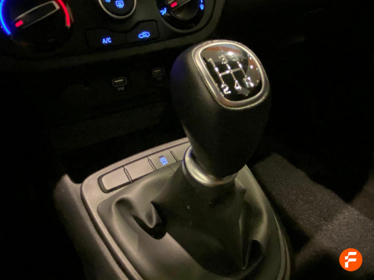 Foto Hyundai i10 22
