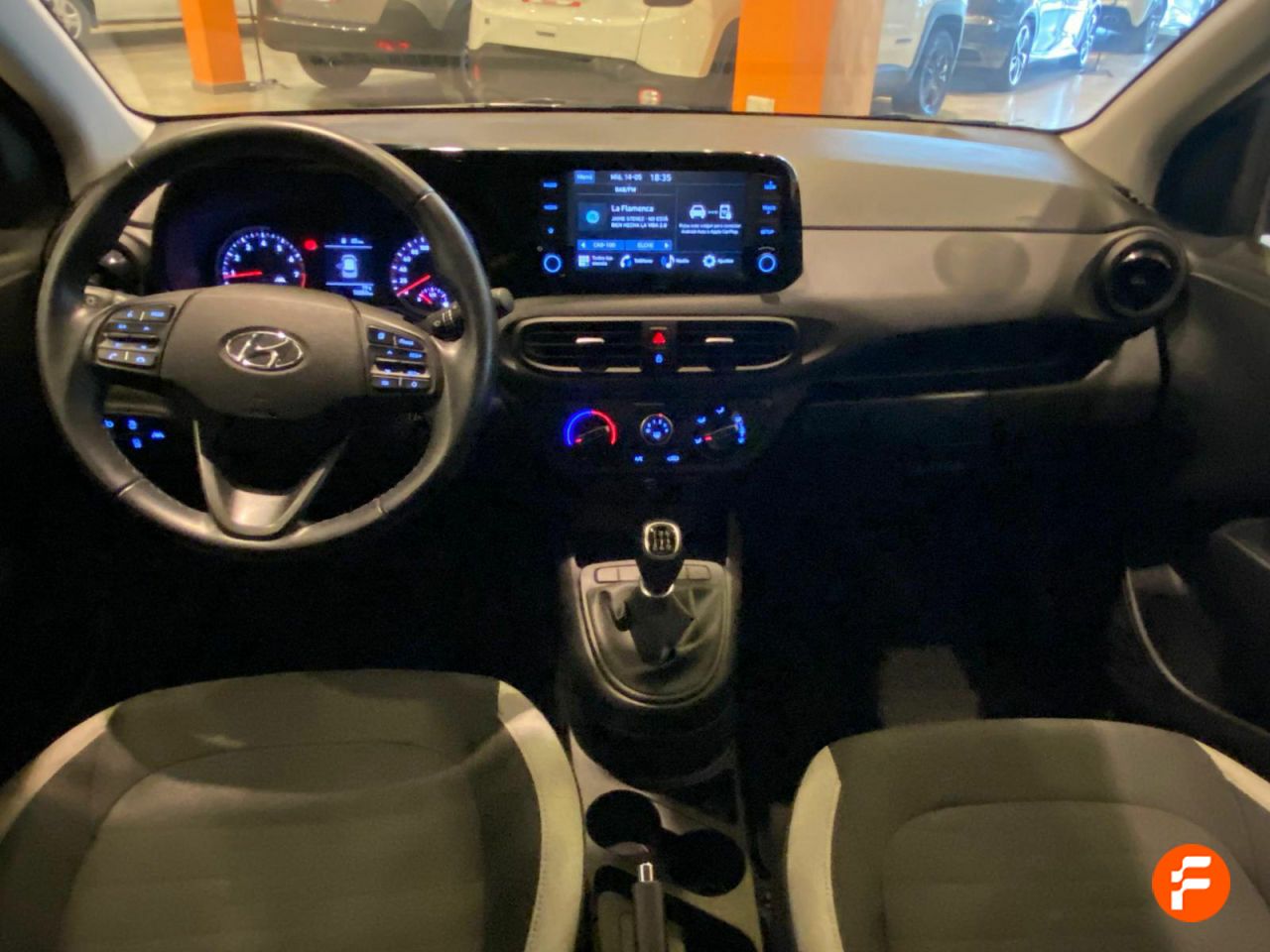 Foto Hyundai i10 24