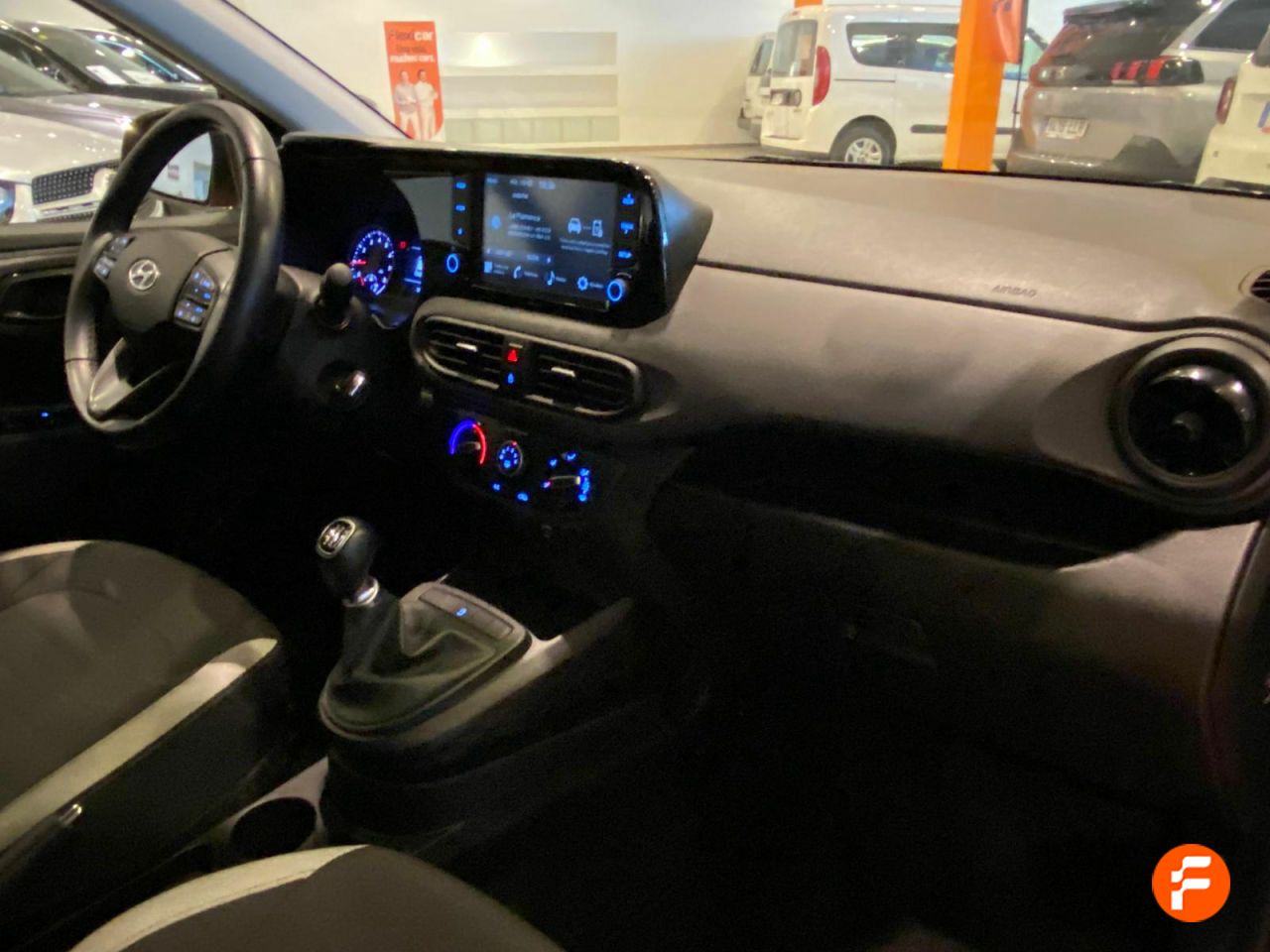 Foto Hyundai i10 26