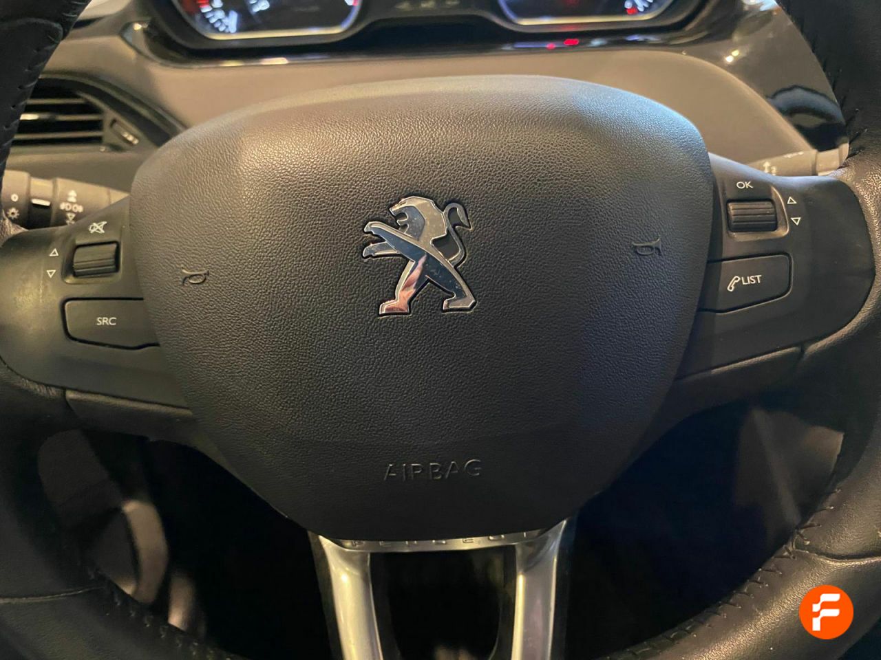 Foto Peugeot 208 13