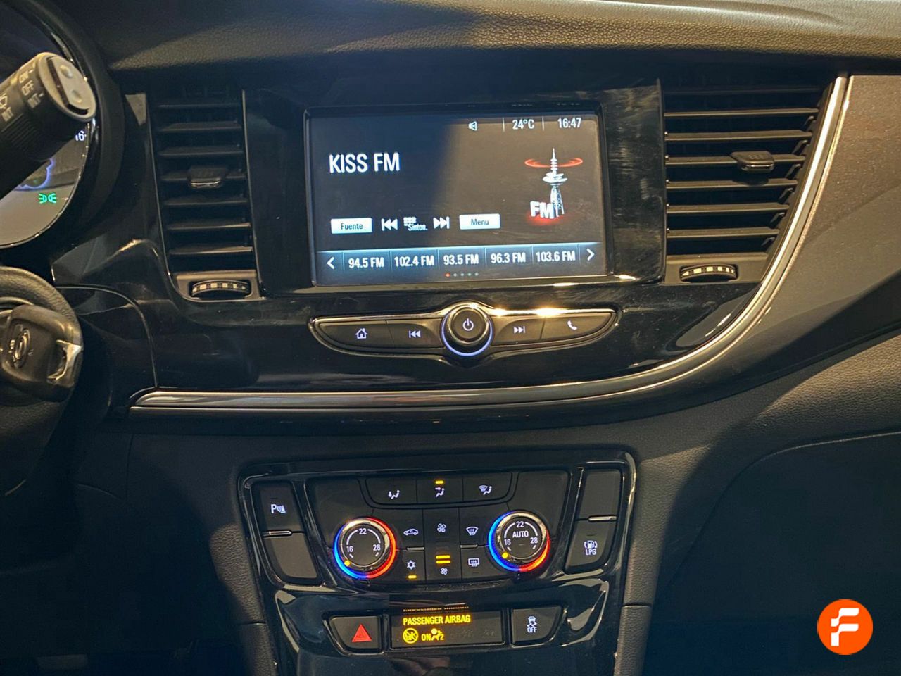 Foto Opel Mokka X 21