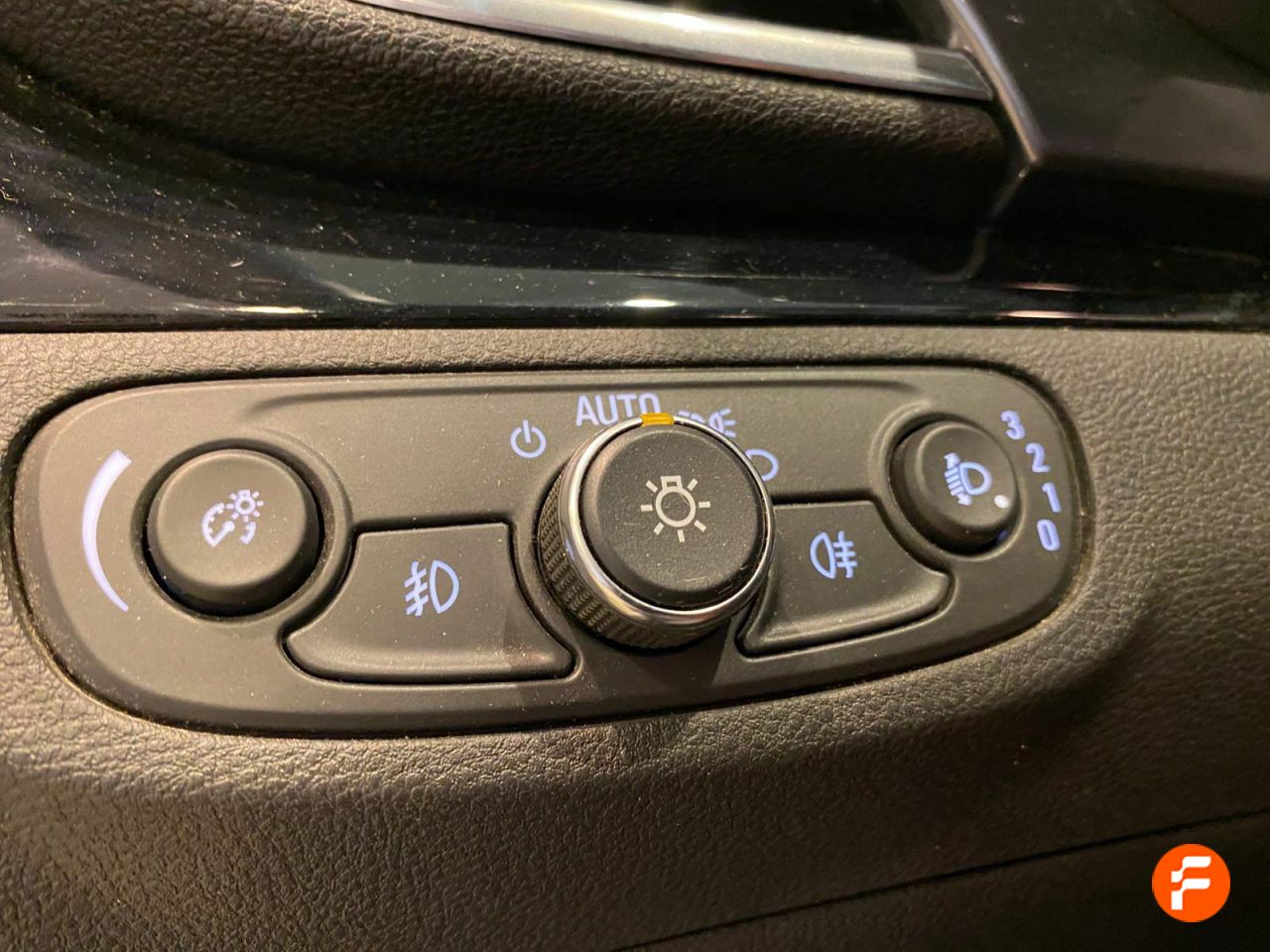 Foto Opel Mokka X 24