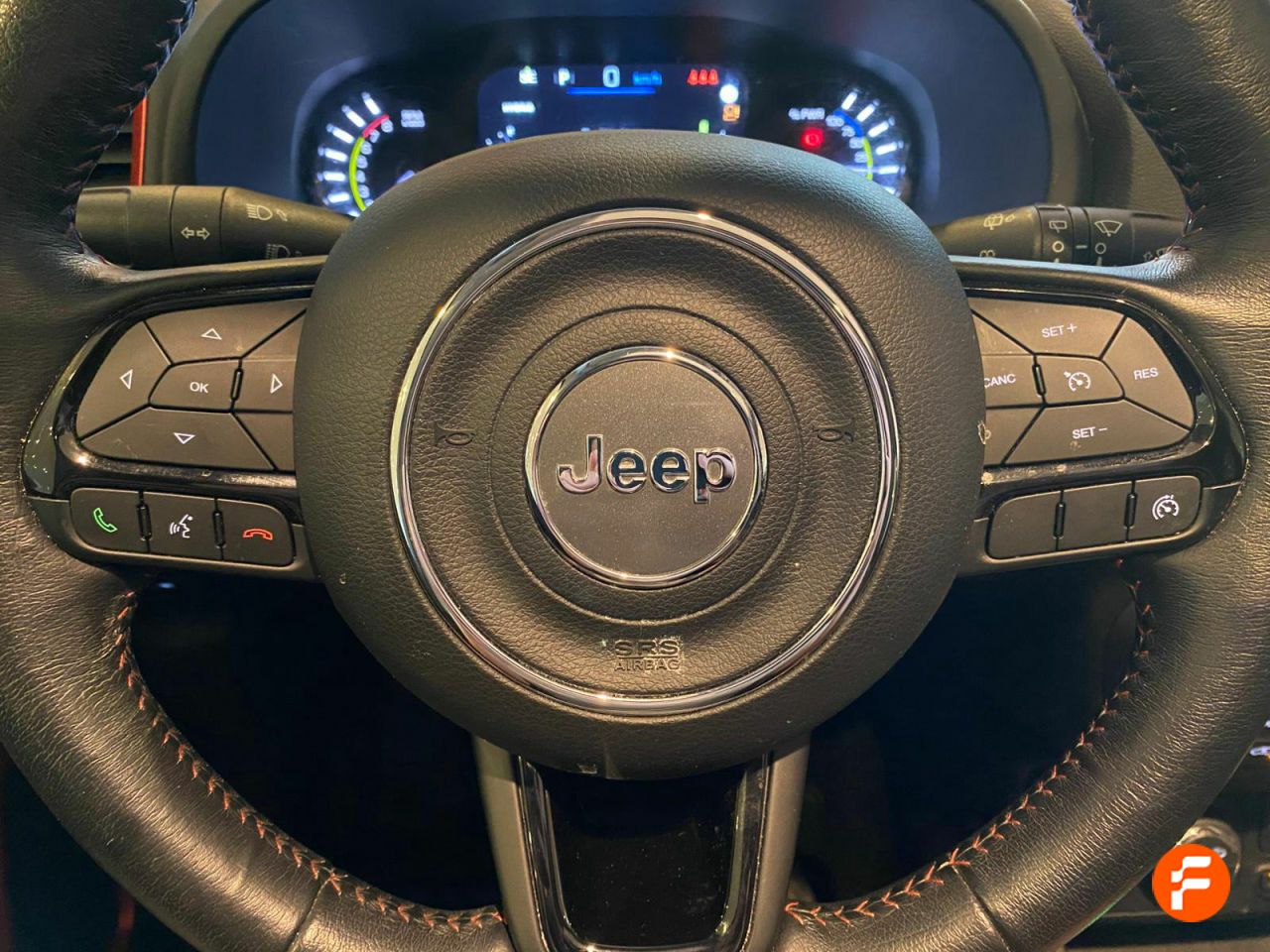 Foto Jeep Renegade 12