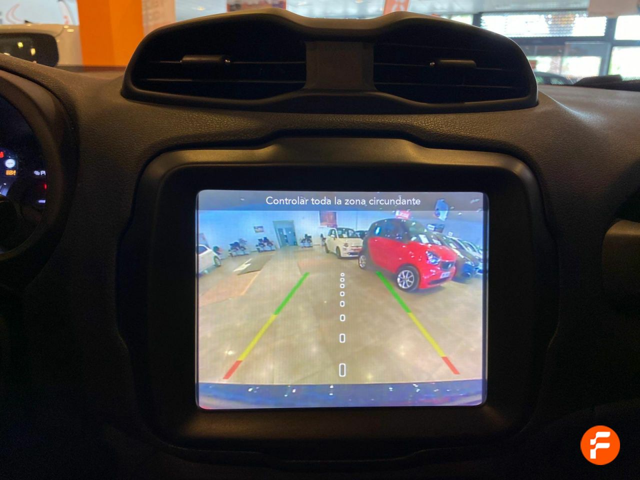Foto Jeep Renegade 17