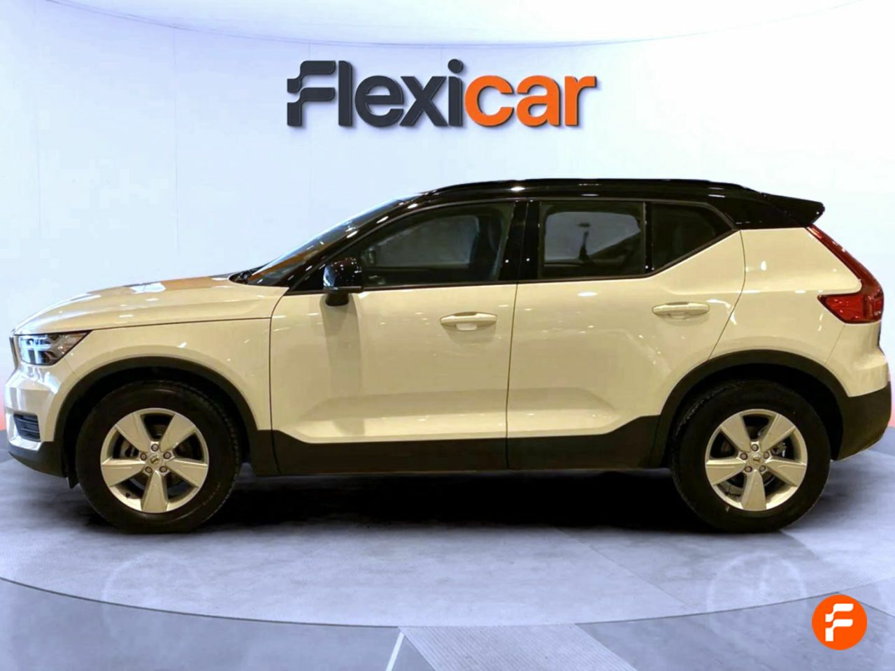Foto Volvo XC40 4