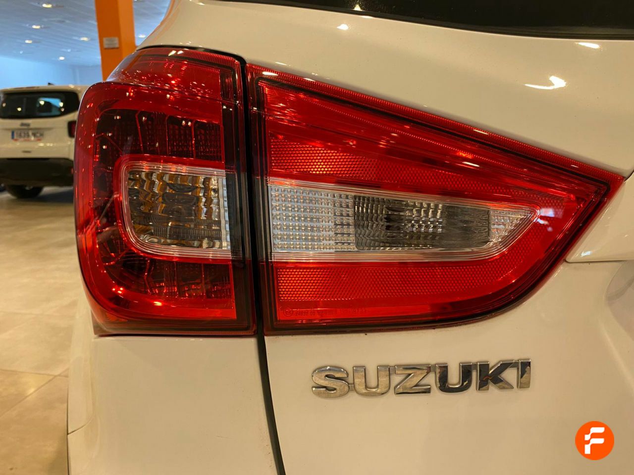 Foto Suzuki SX4 30
