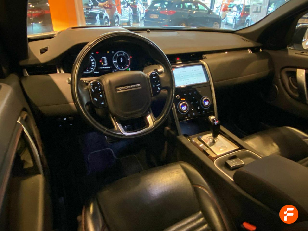 Foto Land-Rover Discovery Sport 24