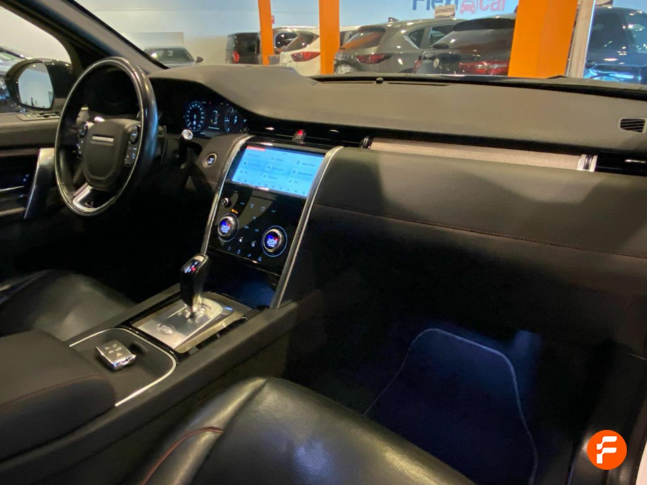 Foto Land-Rover Discovery Sport 25