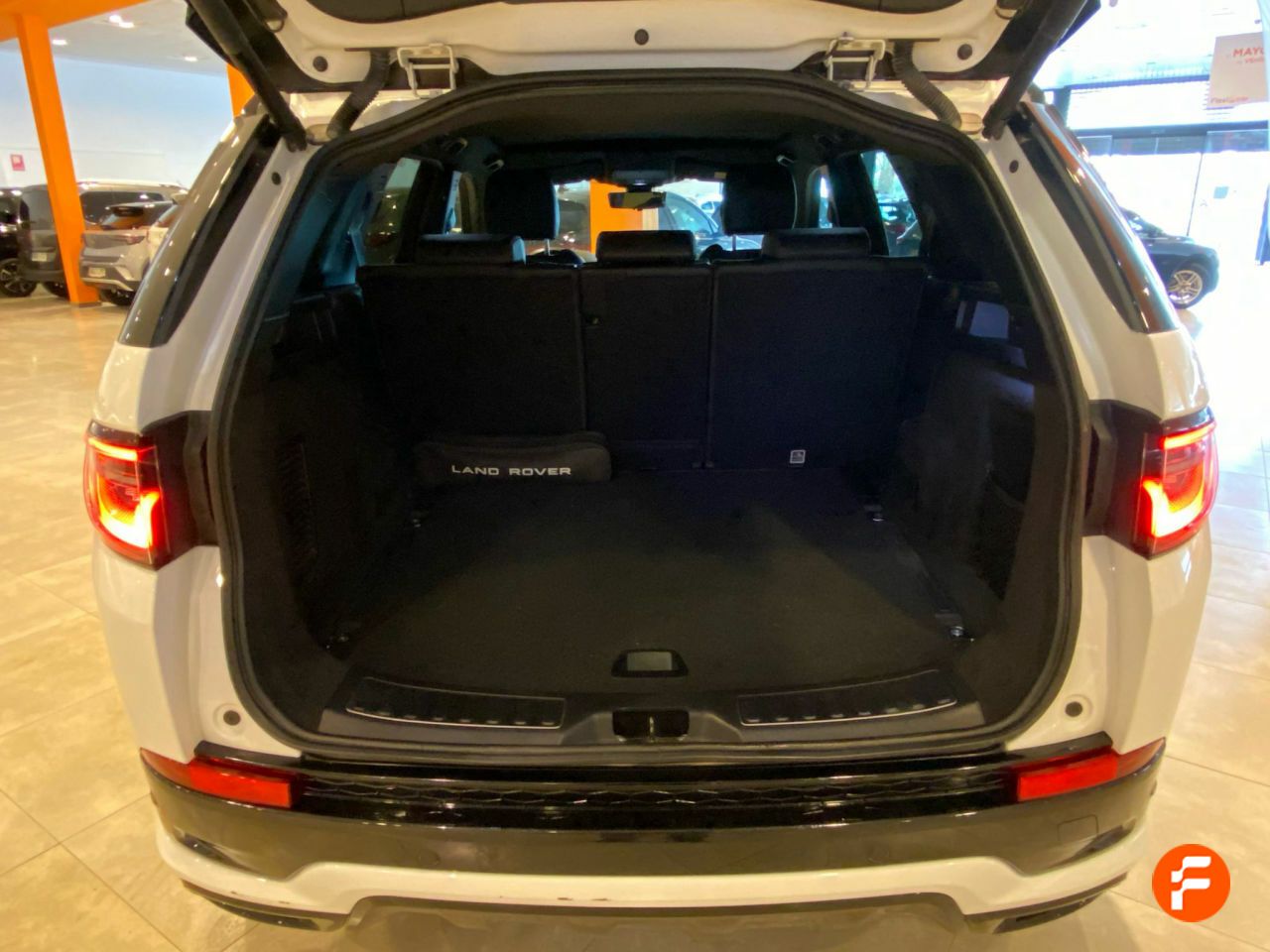 Foto Land-Rover Discovery Sport 30