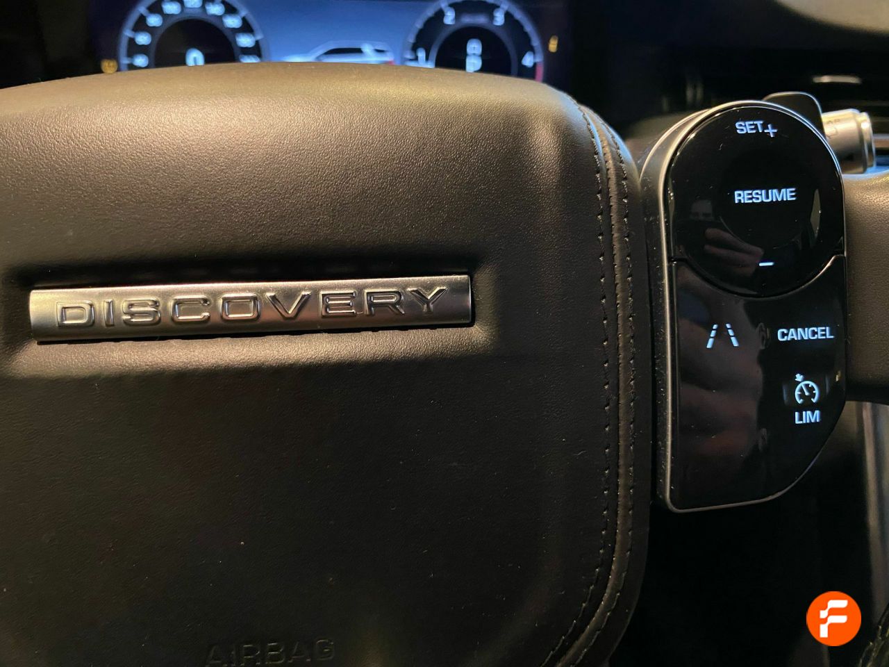 Foto Land-Rover Discovery Sport 14