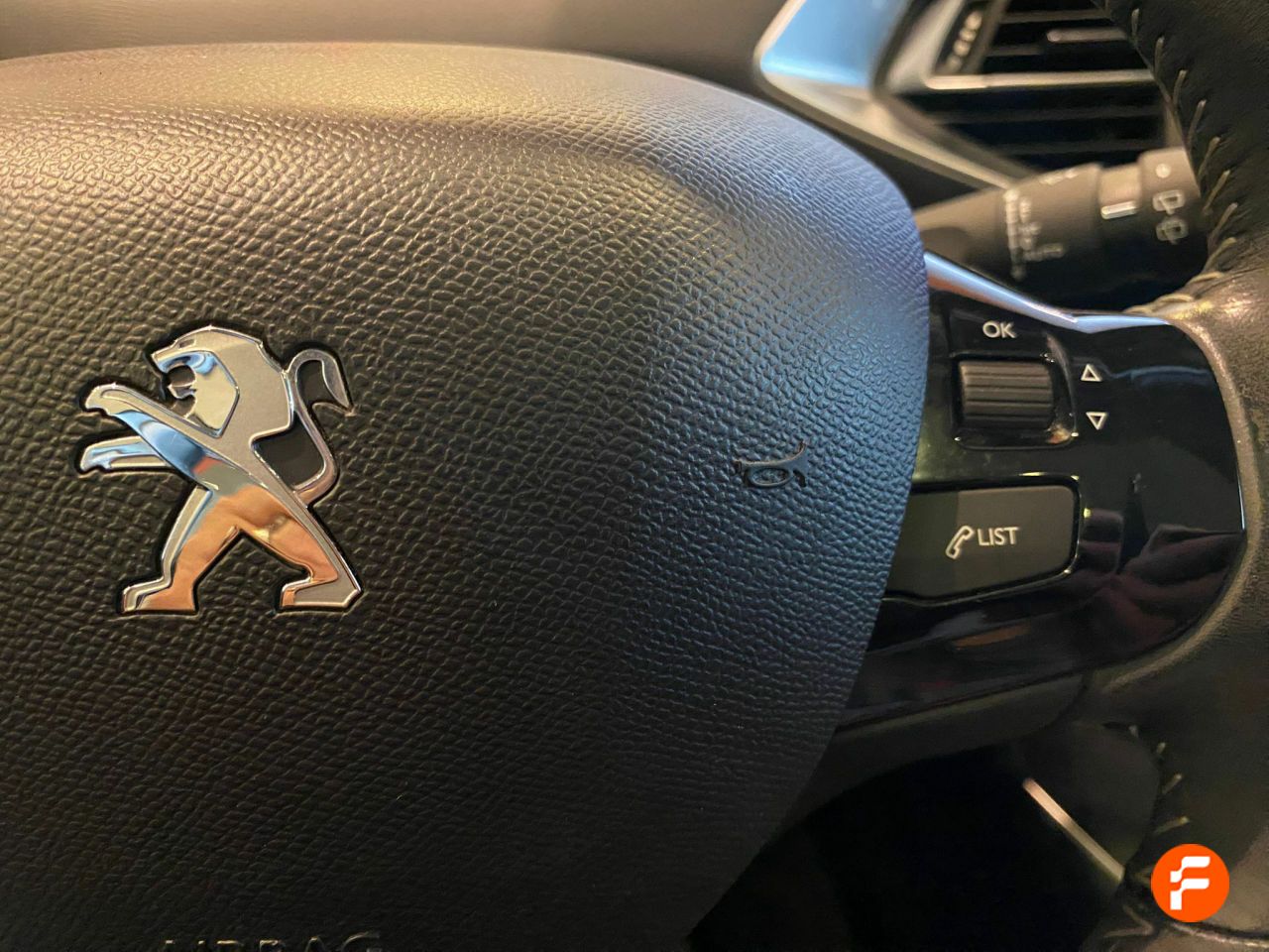 Foto Peugeot 308 15