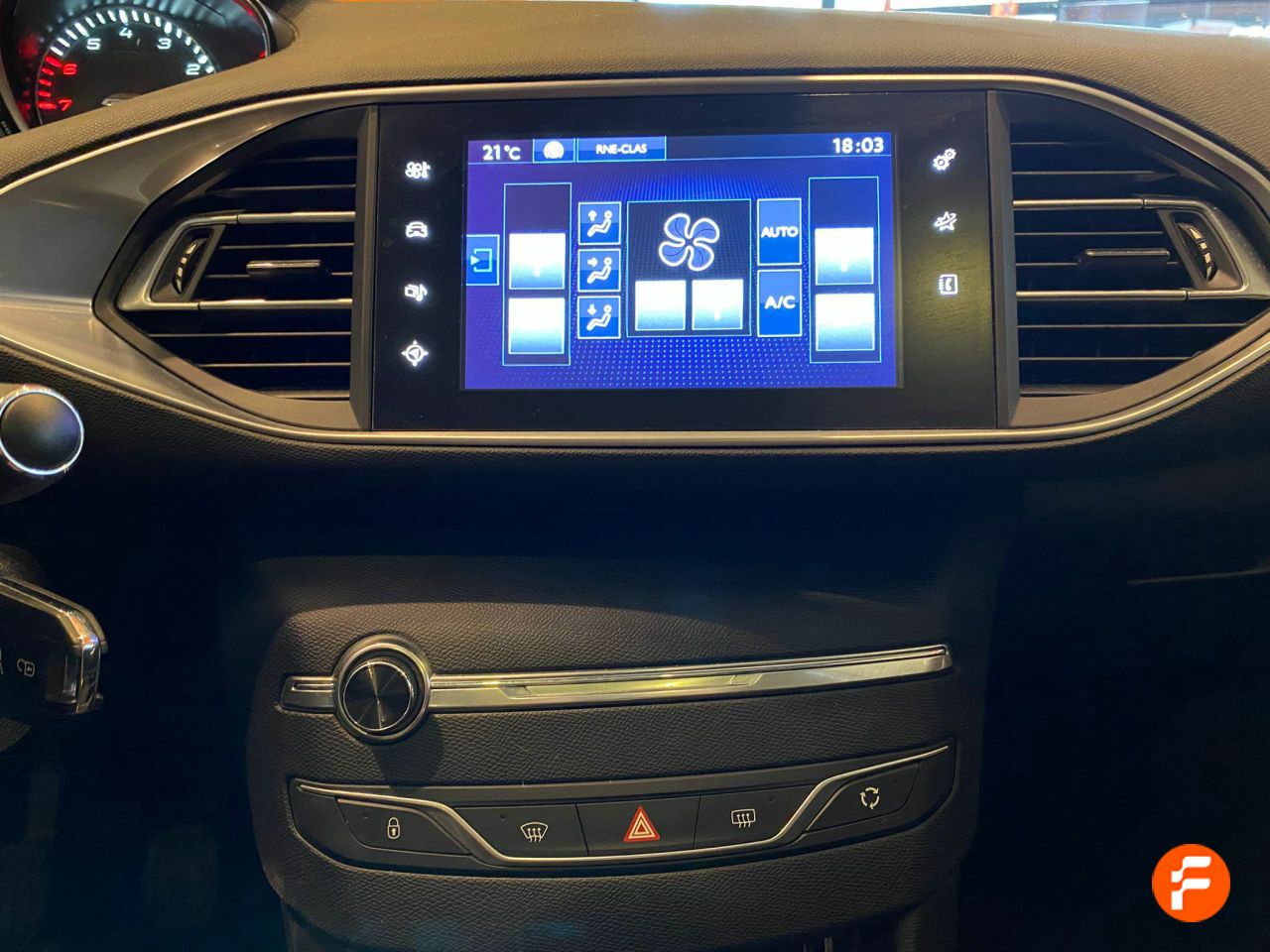 Foto Peugeot 308 21