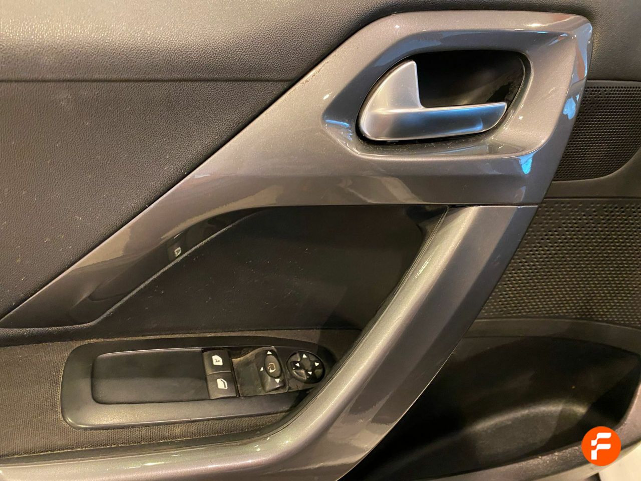 Foto Peugeot 2008 10