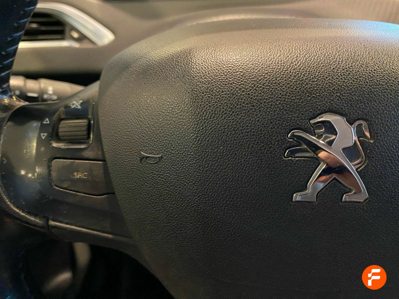 Foto Peugeot 2008 13