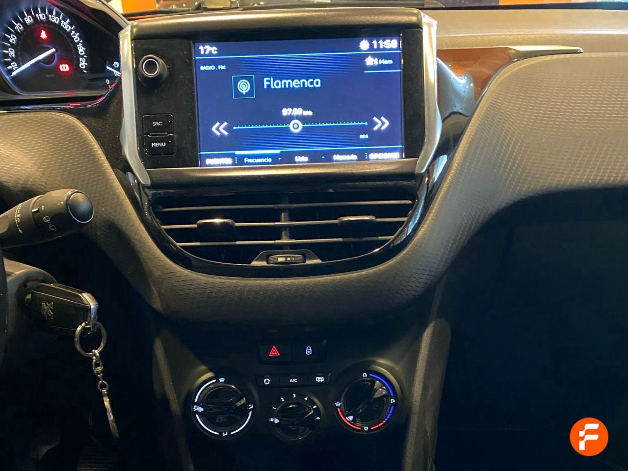 Foto Peugeot 2008 21