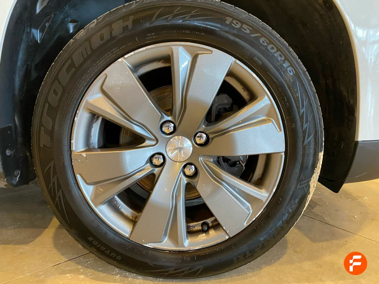 Foto Peugeot 2008 28
