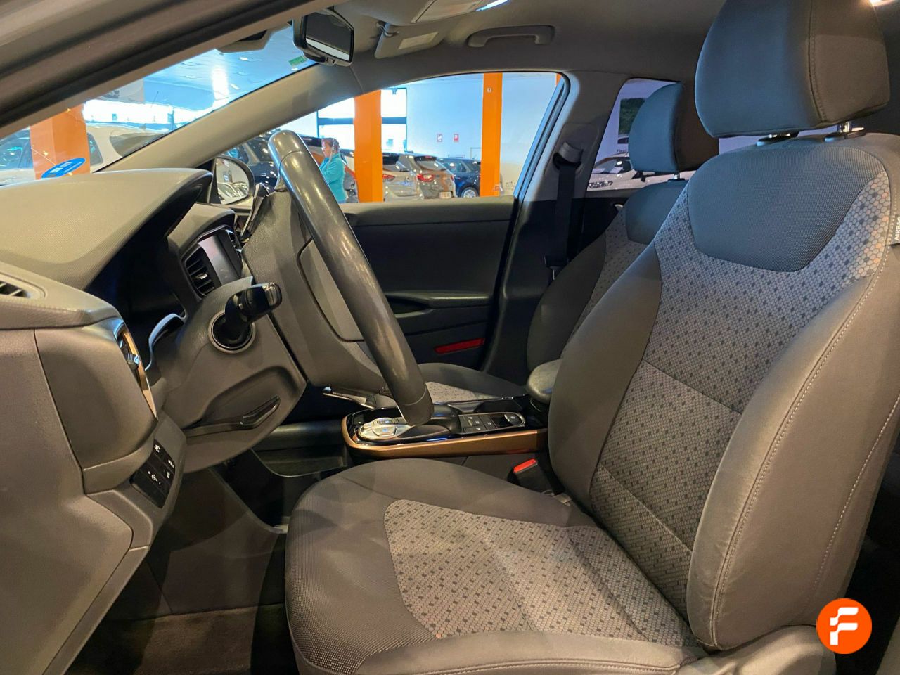Foto Hyundai IONIQ 11