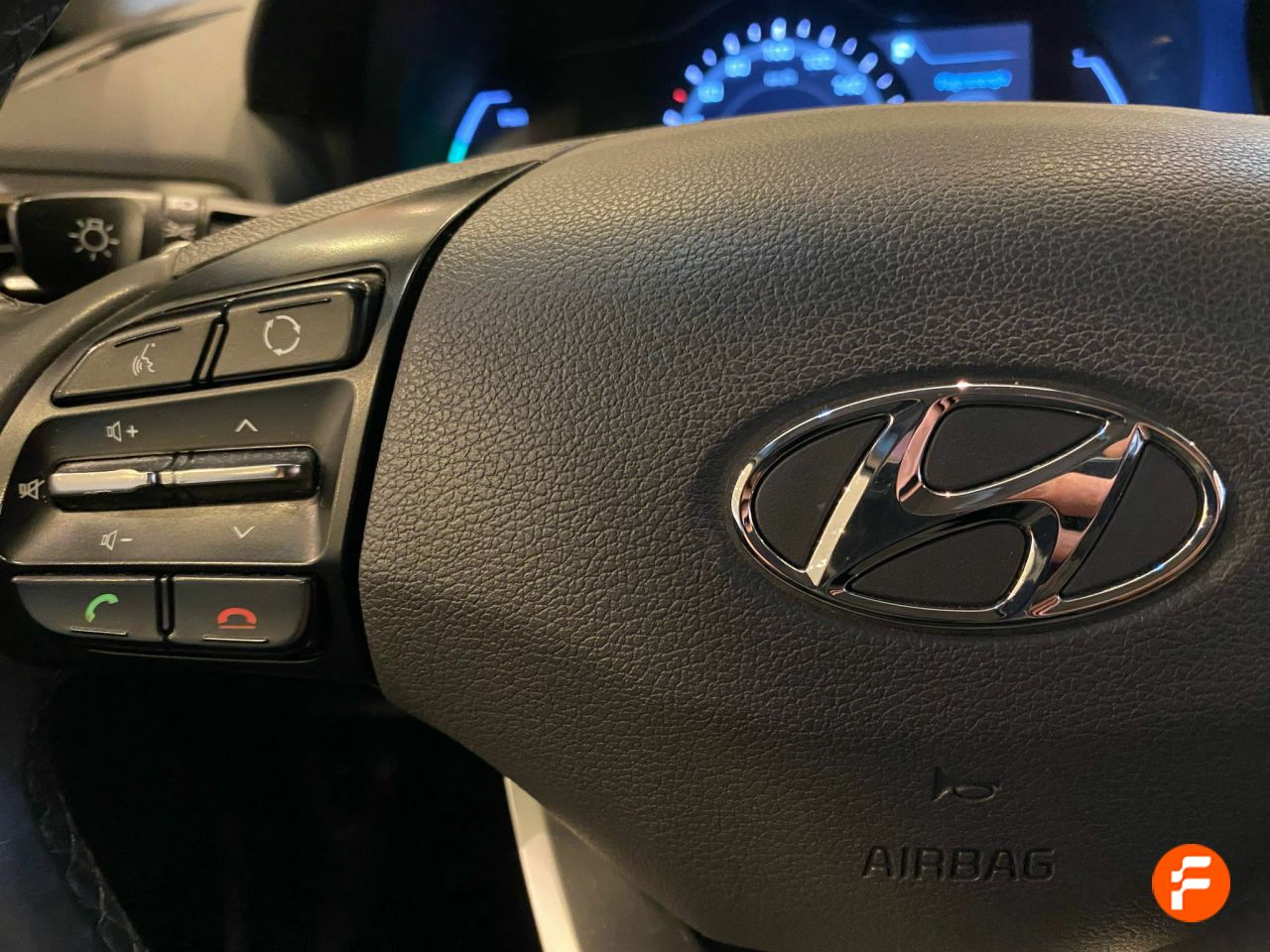 Foto Hyundai IONIQ 13