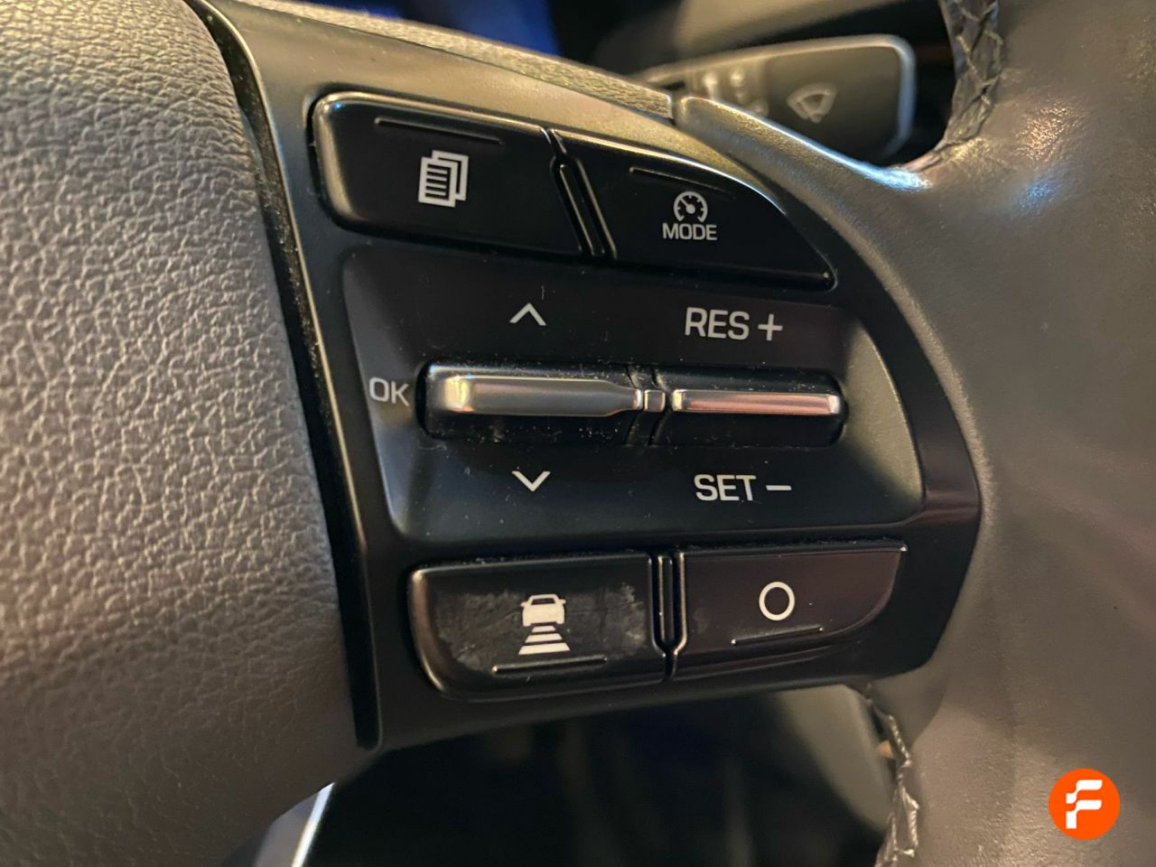 Foto Hyundai IONIQ 16