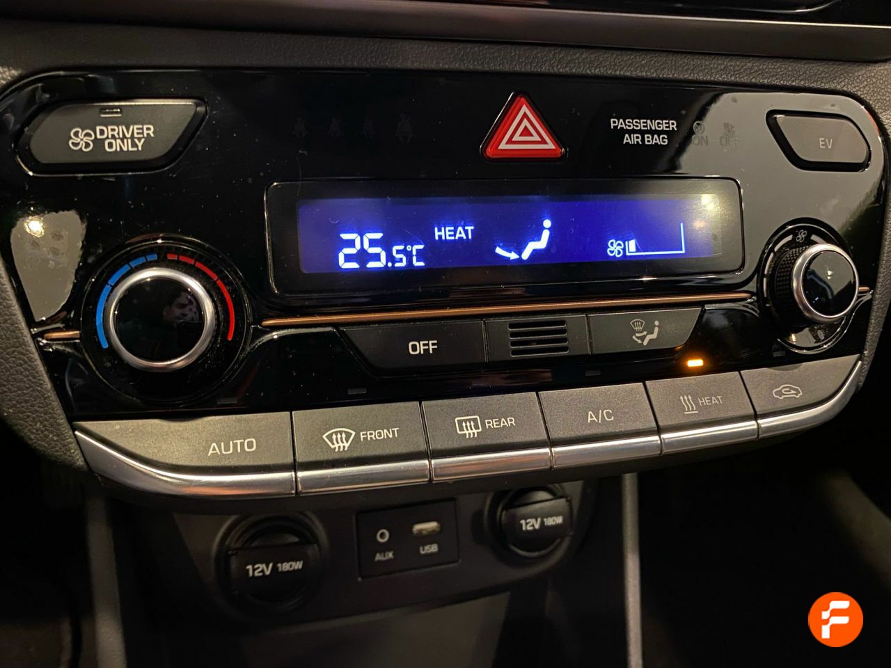 Foto Hyundai IONIQ 18