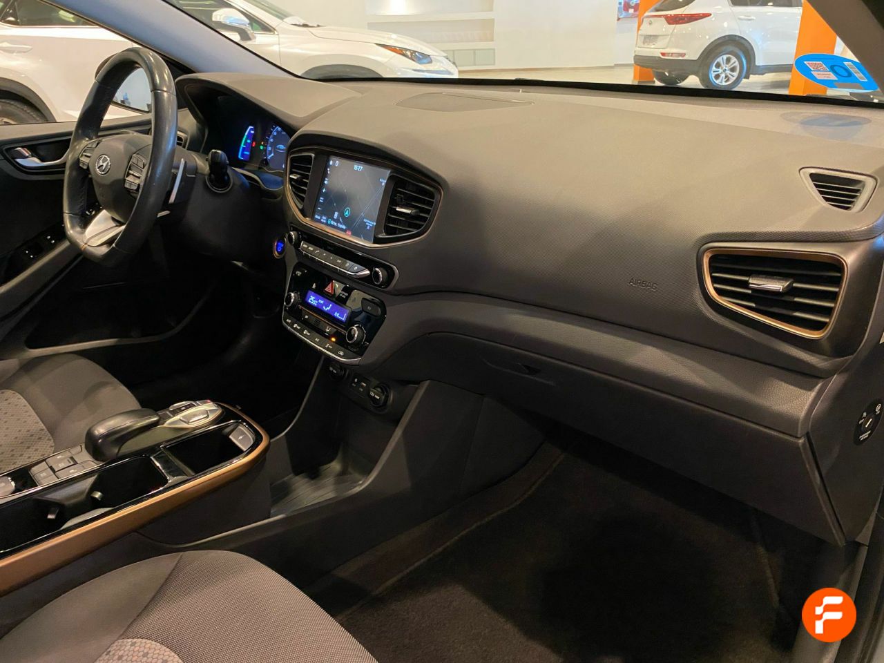 Foto Hyundai IONIQ 27