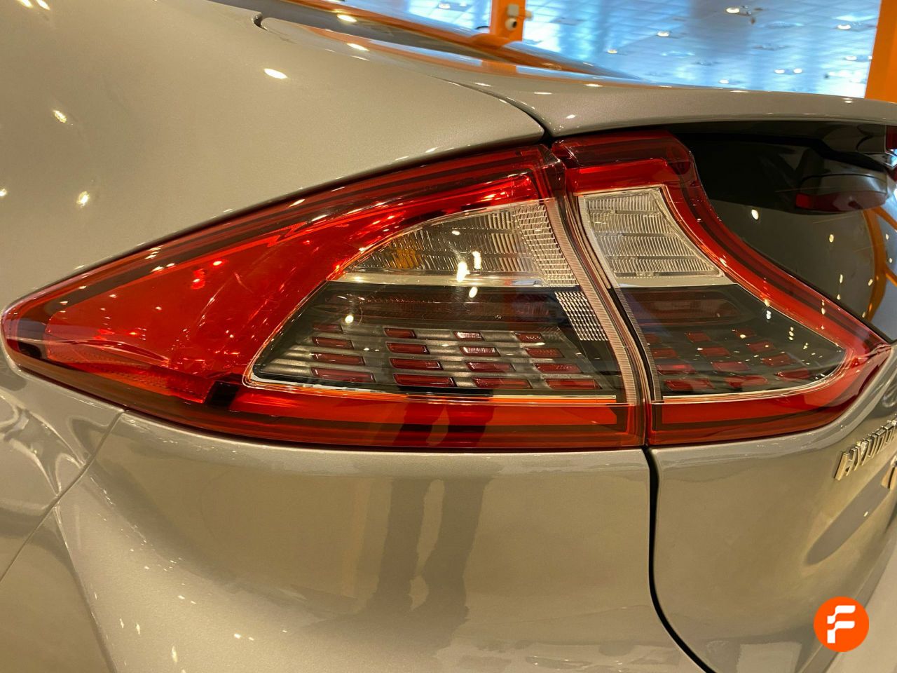 Foto Hyundai IONIQ 41