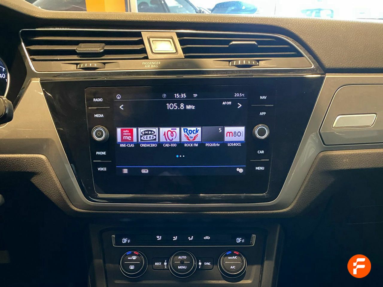 Foto Volkswagen Touran 23