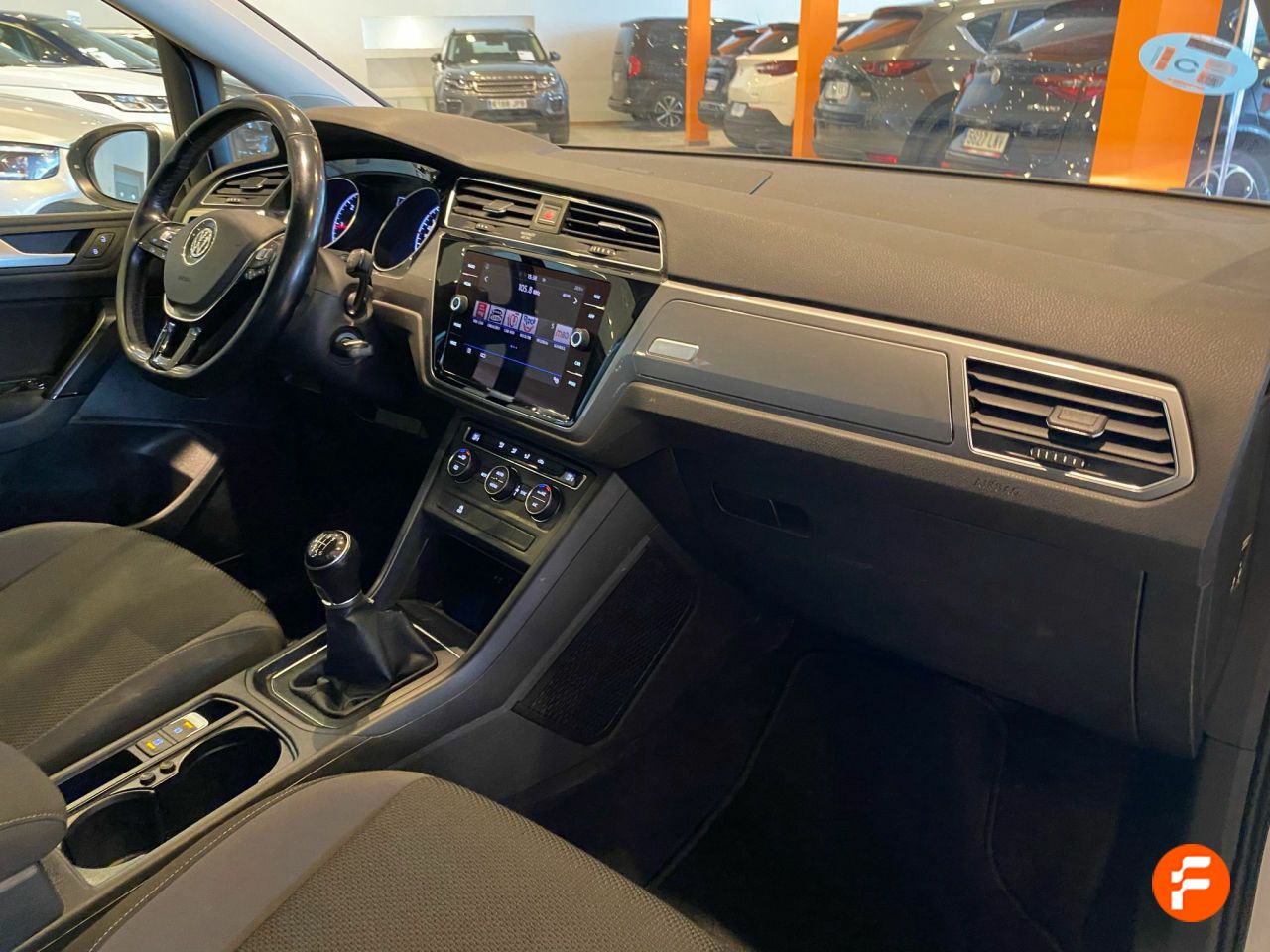 Foto Volkswagen Touran 30