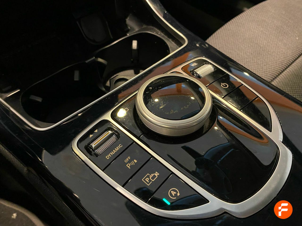 Foto Mercedes-Benz Clase C 23