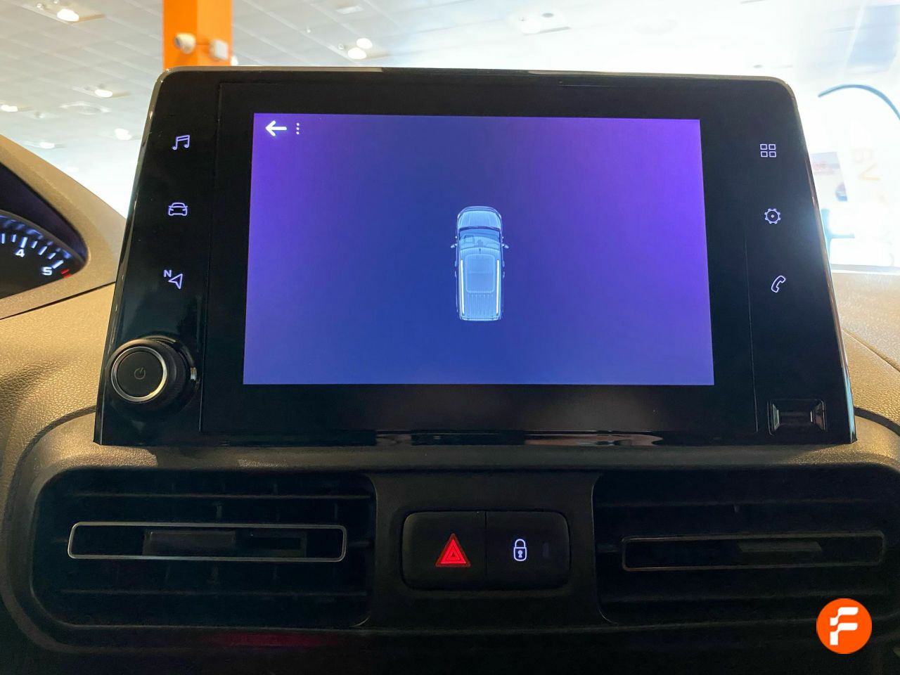 Foto Peugeot Rifter 14