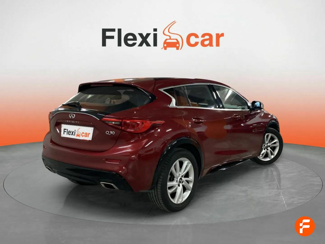 Foto Infiniti Q30 8