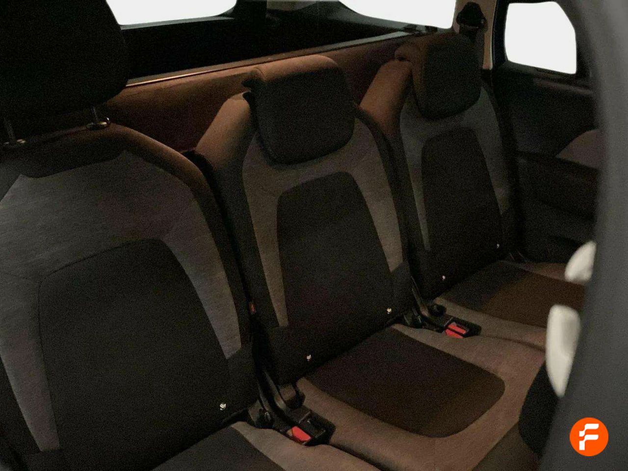 Foto Citroën Grand C4 Picasso 29