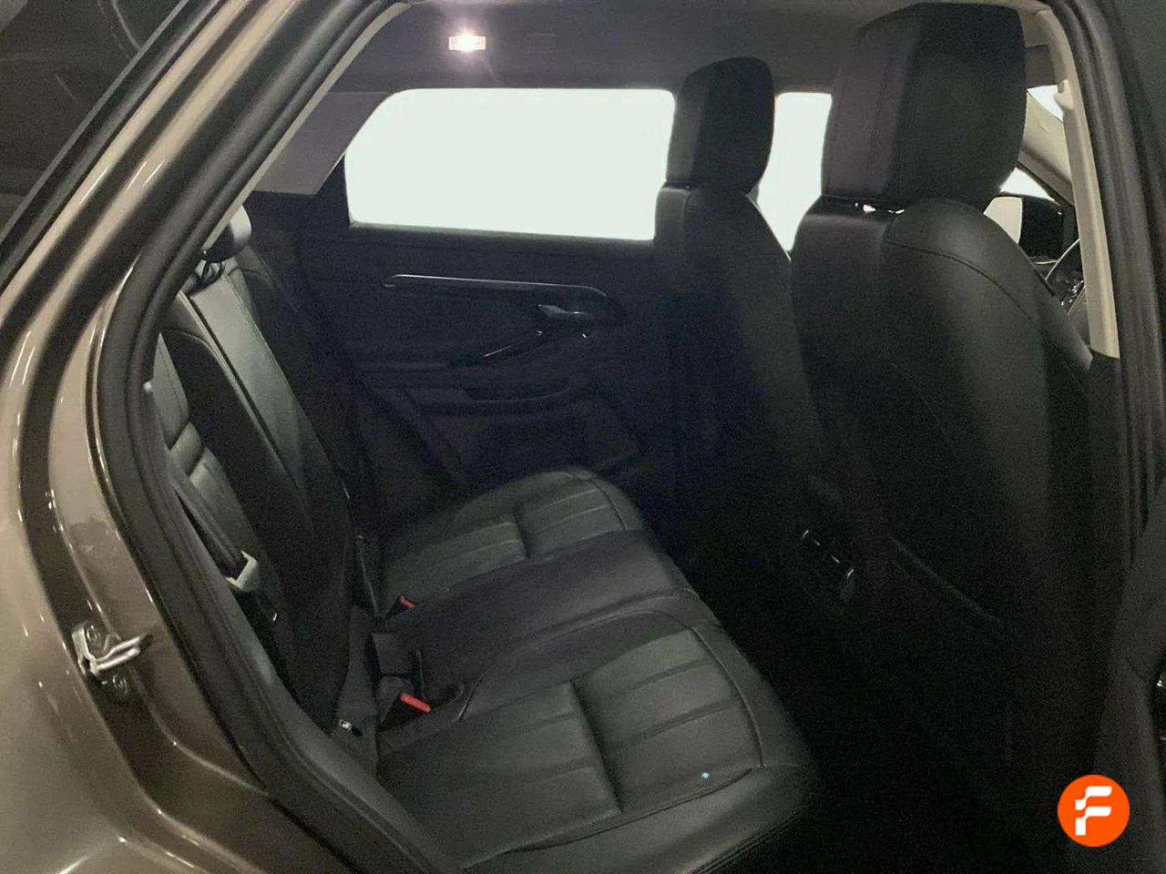 Foto Land-Rover Range Rover Evoque 29
