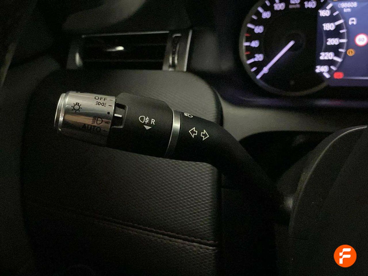 Foto Land-Rover Discovery Sport 16