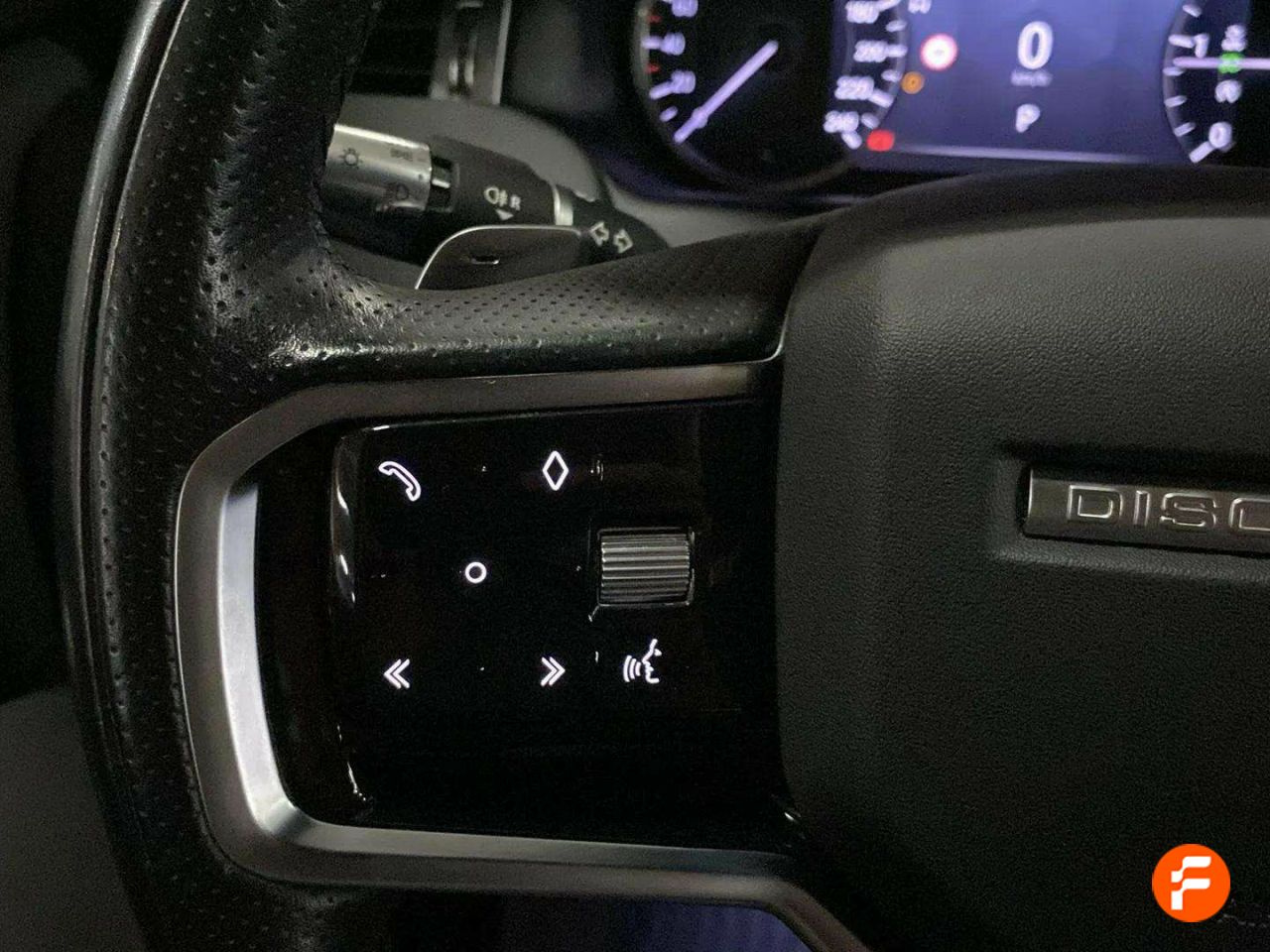 Foto Land-Rover Discovery Sport 18