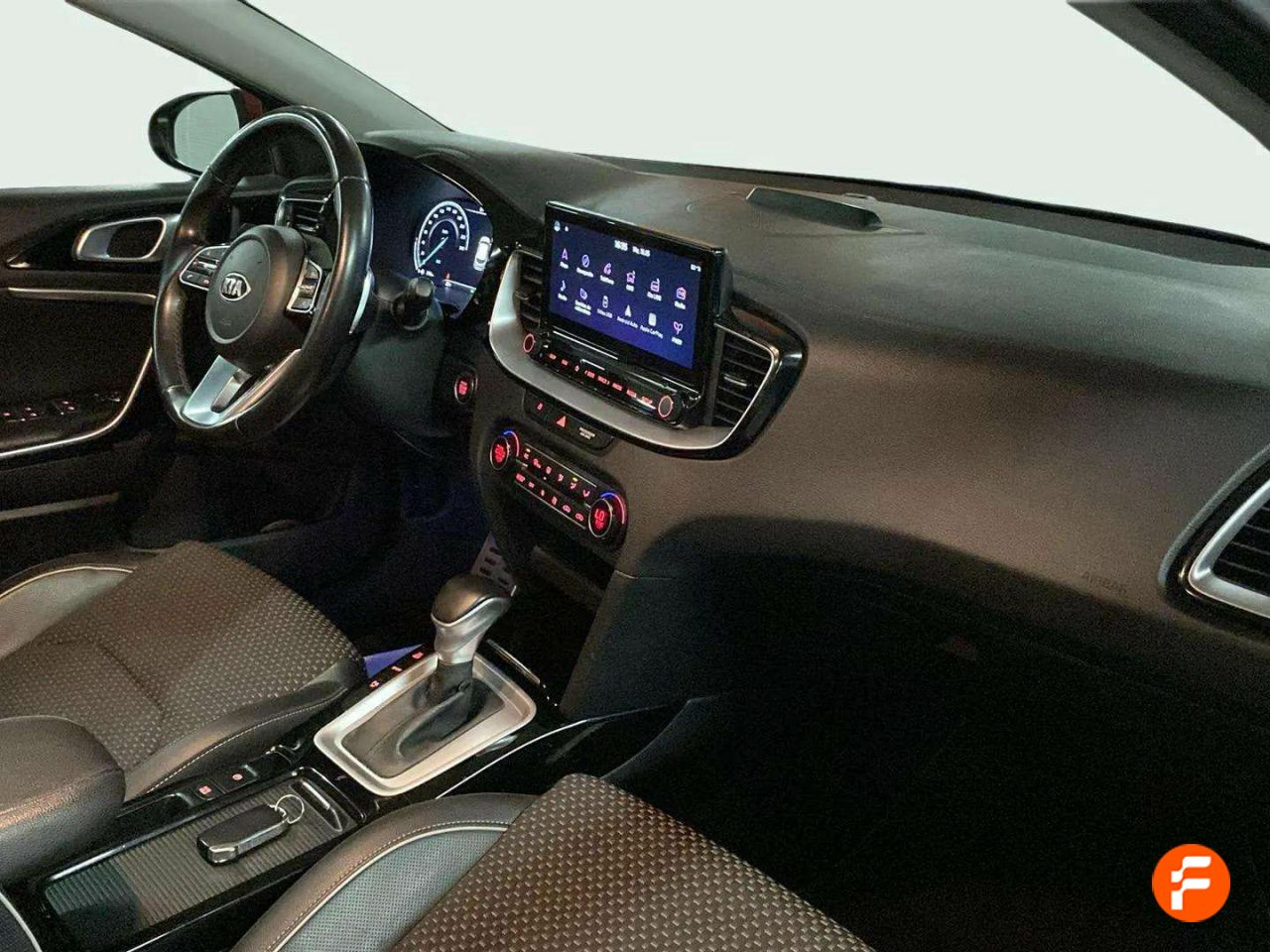 Foto Kia XCeed 12