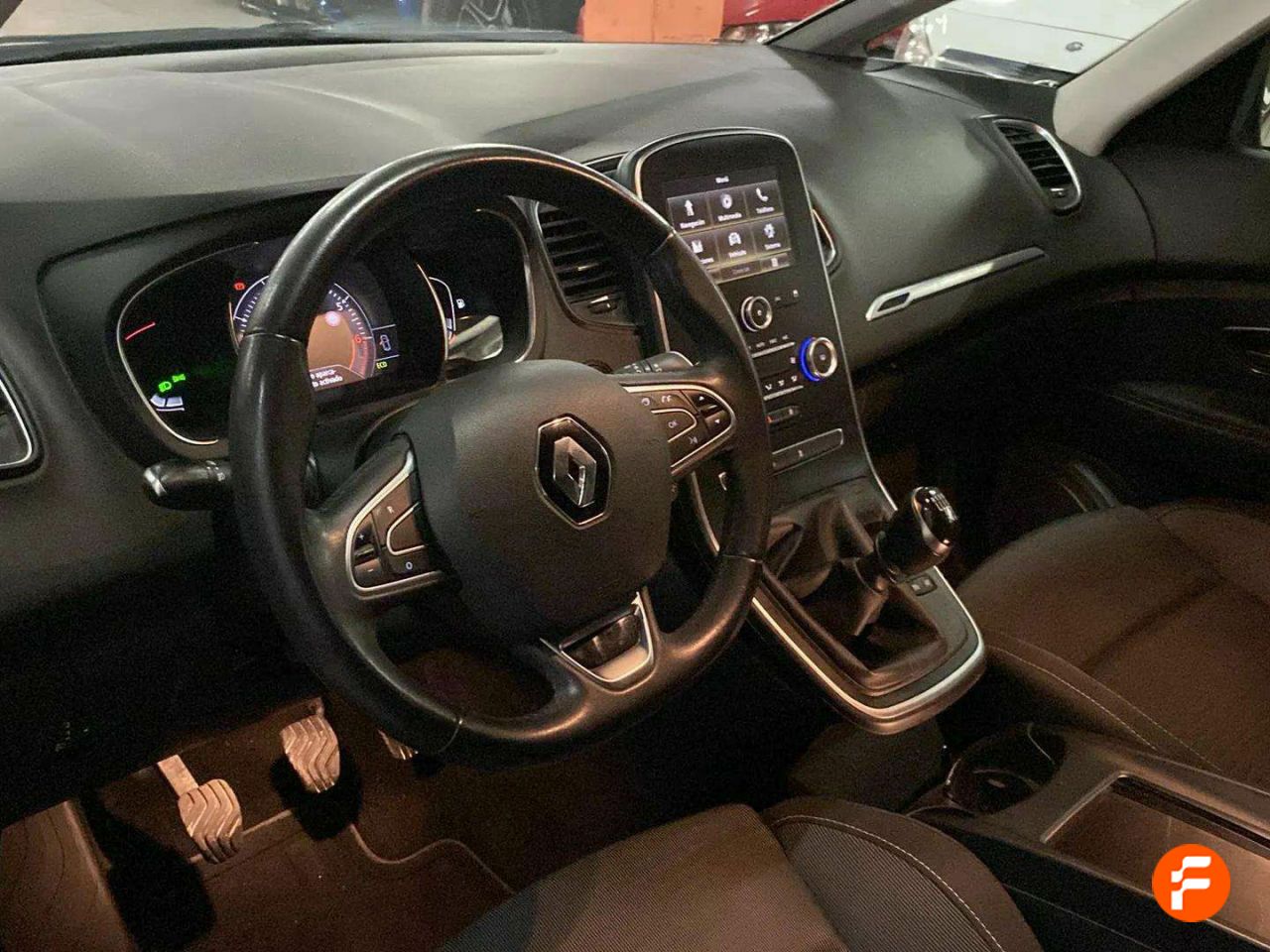 Foto Renault Grand Scénic 12