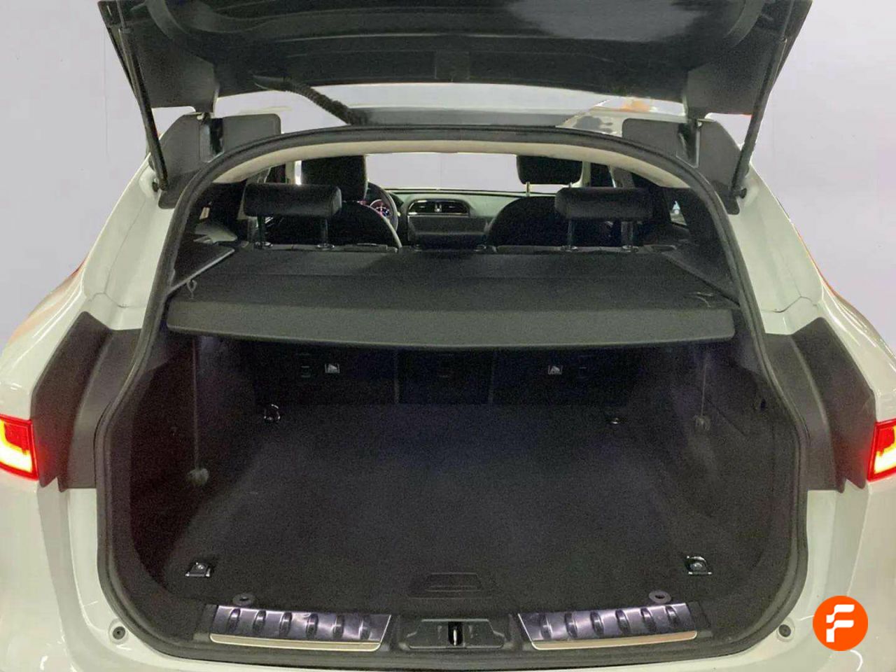Foto Jaguar F-Pace 10
