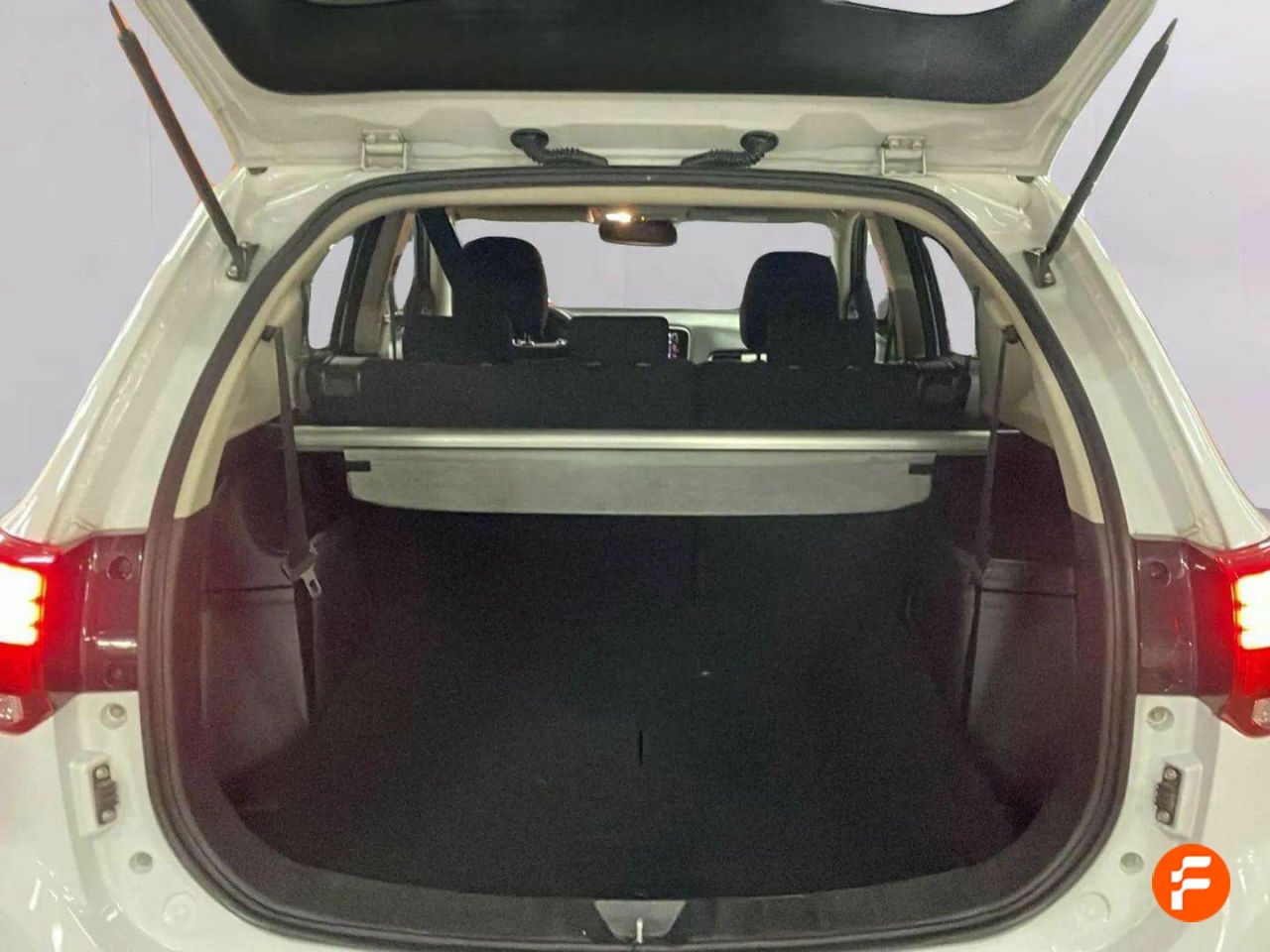 Foto Mitsubishi Outlander 10