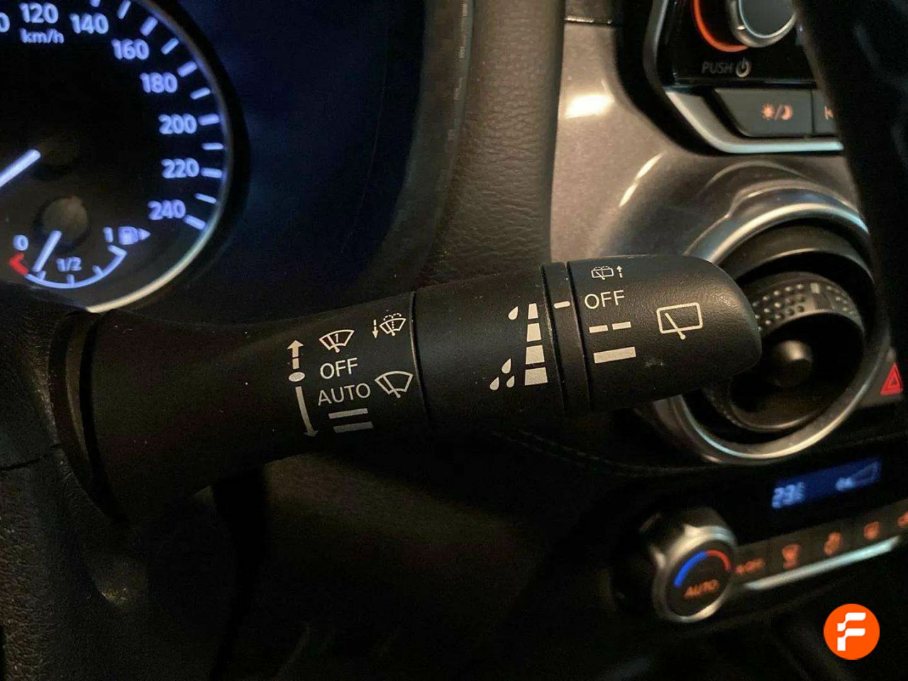 Foto Nissan Juke 18