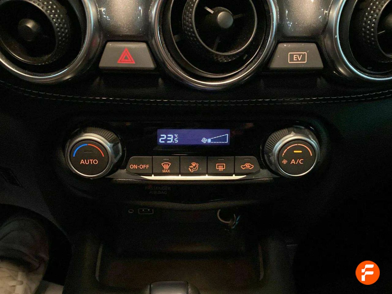 Foto Nissan Juke 24